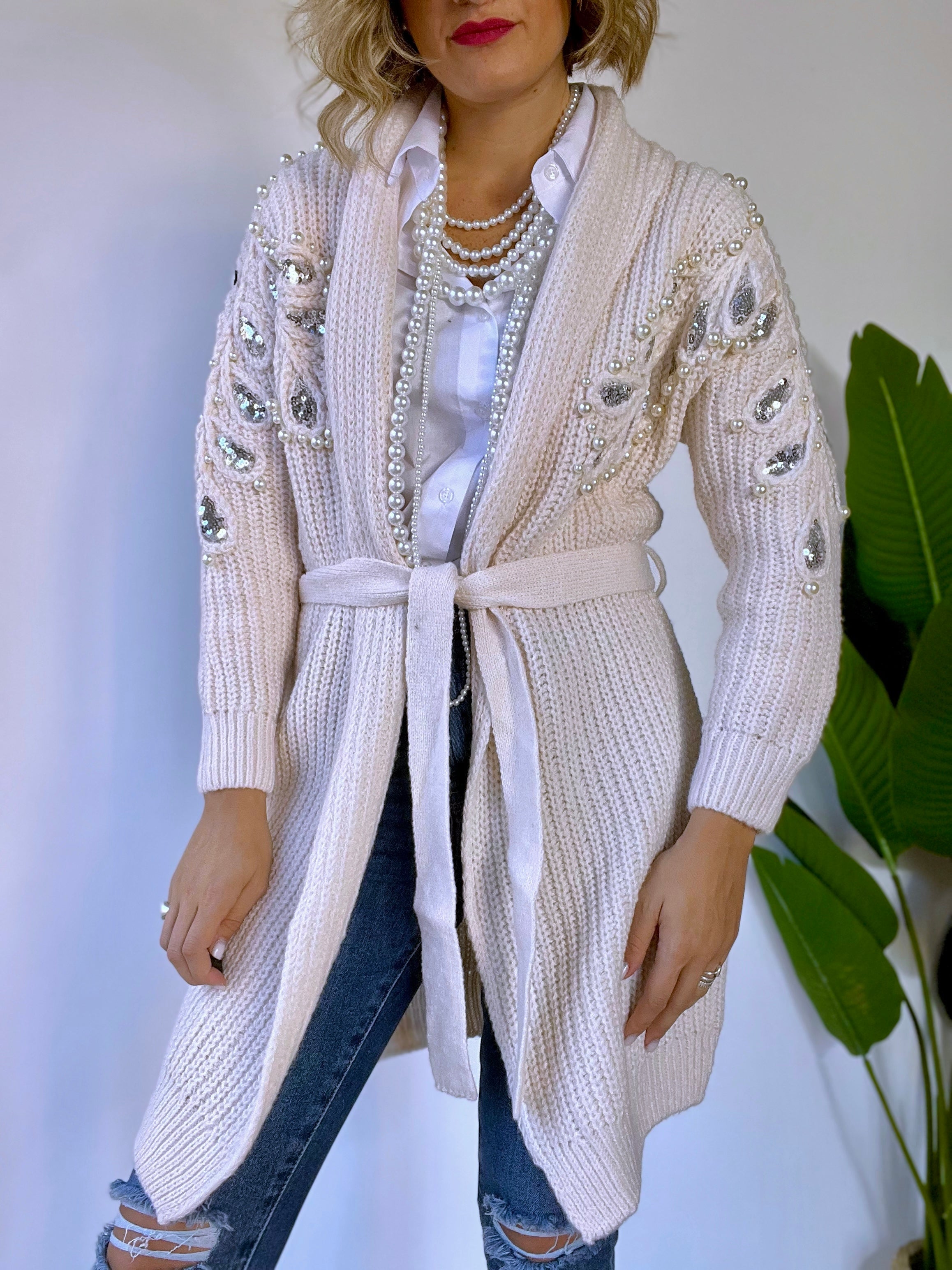 Cardigan lungo con applicazioni